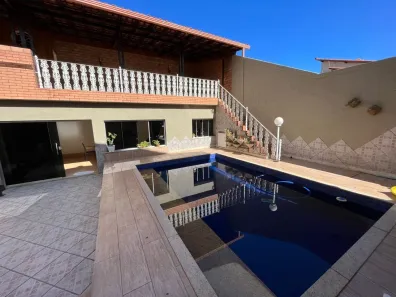 Casa com 5 Quartos à venda, 342m² no Planalto, Belo Horizonte