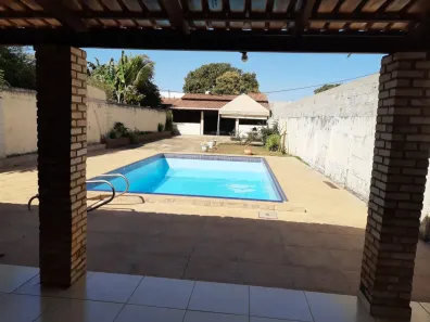 Casa com 5 Quartos à venda, 640m² no Setor Tradicional, Brasília