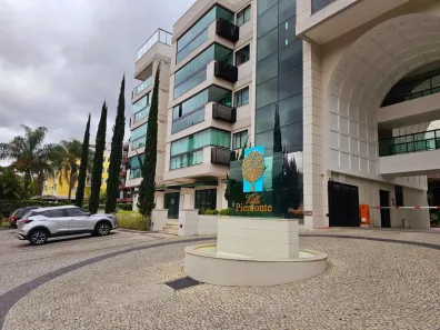 Cobertura com 3 Quartos à venda, 130m² no Itaipava, Petrópolis