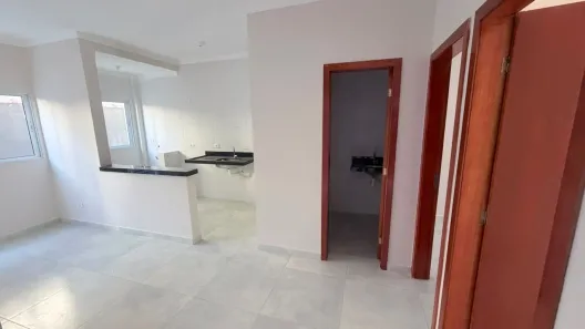 Casa de Condomínio com 2 Quartos à venda, 65m² no Melvi, Praia Grande