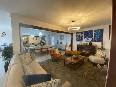 Casa com 4 Quartos à venda, 400m² no Vila Oliveira, Mogi das Cruzes
