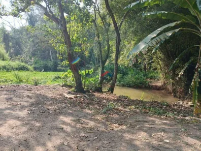 Fazenda/Sítio com 2 Quartos à venda, 2772m² no Parque Iramaia, Campo Limpo Paulista
