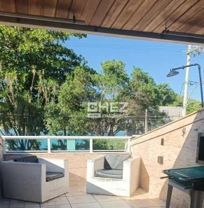 Casa de Condomínio com 3 Quartos para alugar, 115m² no Portinho, Cabo Frio