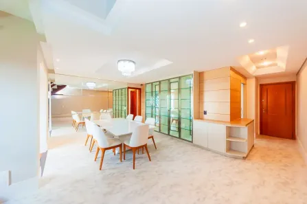 Apartamento com 3 Quartos à venda, 200m² no Ahú, Curitiba