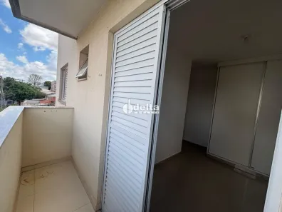 Apartamento com 2 Quartos para alugar, 52m² no Santa Mônica, Uberlândia