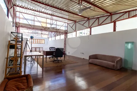 Galpão/Depósito/Armazém para alugar, 465m² no Pinheiros, São Paulo