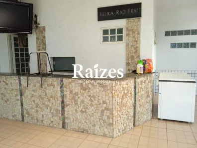 Casa com 3 Quartos à venda, 760m² no Daniel Fonseca, Uberlândia