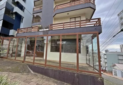 Sala Comercial para alugar, 192m² no Exposição, Caxias do Sul