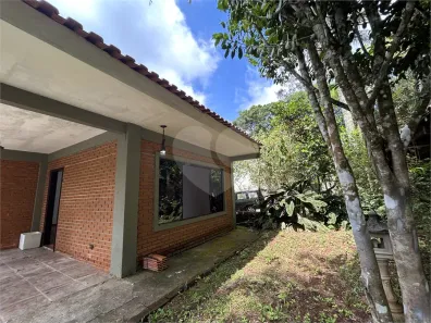 Casa de Condomínio com 3 Quartos para alugar, 316m² no Samambaia, Mairiporã