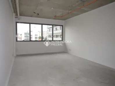Sala Comercial para alugar, 39m² no Passo da Areia, Porto Alegre