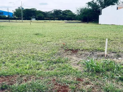 Lote/Terreno à venda, 10m² no Garden Park Residence, Londrina