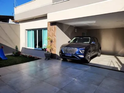Casa com 3 Quartos à venda, 150m² no Jardim São Vito, Americana
