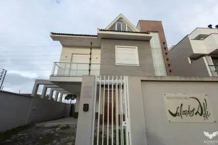Sobrado com 3 Quartos para alugar, 152m² no Santa Felicidade, Curitiba