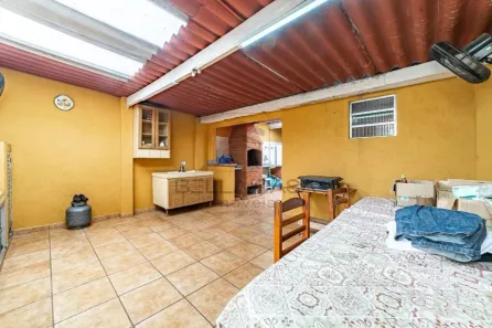 Casa com 3 Quartos à venda, 180m² no Vila Bertioga, São Paulo