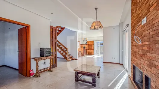 Sobrado com 4 Quartos à venda, 175m² no Hípica, Porto Alegre