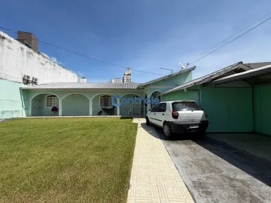 Casa com 3 Quartos à venda, 170m² no Roçado, São José