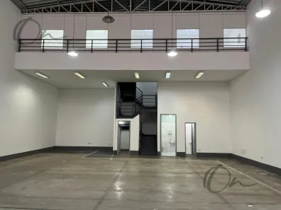 Galpão/Depósito/Armazém para alugar, 288m² no Jardim Fontana, Cotia