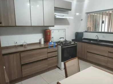 Sobrado com 2 Quartos à venda, 108m² no Vila Guedes, São Paulo