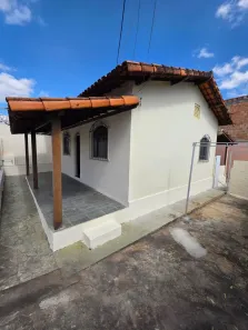 Casa com 2 Quartos para alugar, 70m² no Progresso, Sete Lagoas