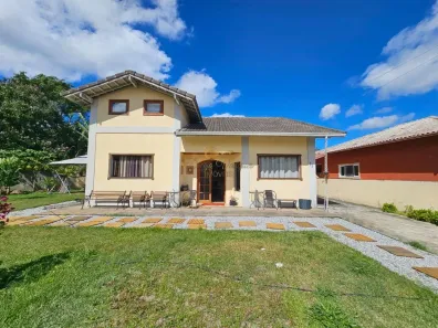 Casa de Condomínio com 6 Quartos à venda, 180m² no Vargem Grande, Teresópolis