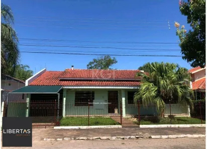 Casa com 3 Quartos à venda, 180m² no Camobi, Santa Maria