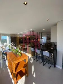 Apartamento com 3 Quartos para alugar, 134m² no Centro, Balneário Camboriú