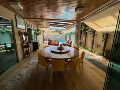 Casa de Condomínio com 4 Quartos para alugar, 326m² no Jardins Valência, Goiânia