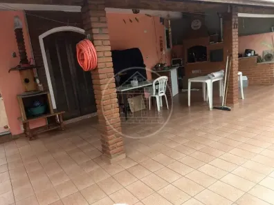 Sobrado com 3 Quartos à venda, 186m² no Cidade Dutra, São Paulo