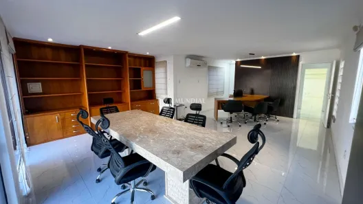 Ponto Comercial para alugar, 200m² no Centro, Balneário Camboriú