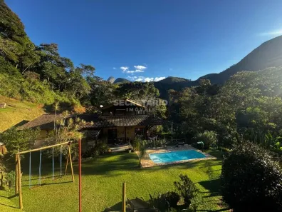 Casa de Condomínio com 5 Quartos à venda, 392m² no Pedro do Rio, Petrópolis