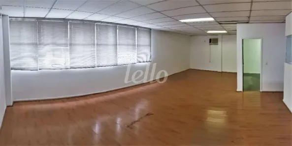 Sala Comercial para alugar, 120m² no Barra Funda, São Paulo