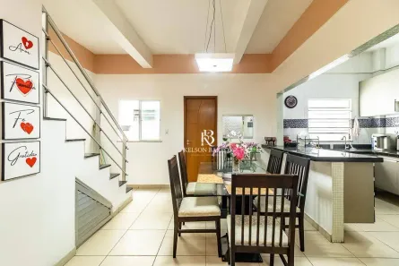 Casa com 4 Quartos à venda, 378m² no Umarizal, Belém