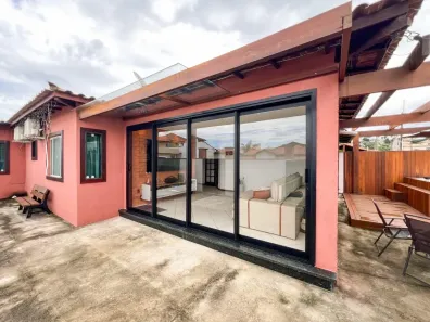 Casa de Condomínio com 3 Quartos à venda, 124m² no Ogiva, Cabo Frio