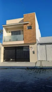Sobrado com 3 Quartos à venda, 175m² no Jardim São José, Cruzeiro