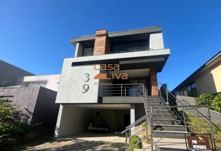 Casa de Condomínio com 3 Quartos à venda, 330m² no Querência, Viamão