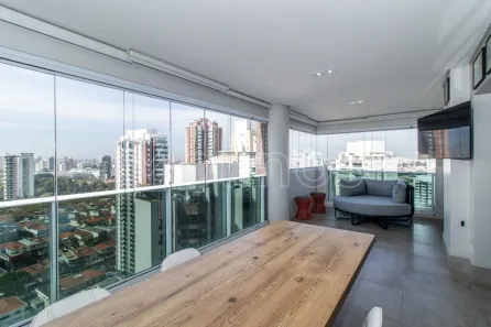 Apartamento com 3 Quartos para alugar, 183m² no Vila Regente Feijó, São Paulo