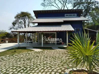 Casa com 3 Quartos à venda, 2747m² no Pedro do Rio, Petrópolis
