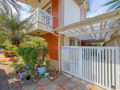 Casa de Condomínio com 4 Quartos à venda, 175m² no Ingá, Niterói