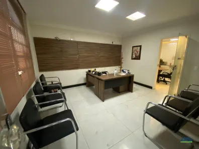 Imóvel Comercial com 3 Quartos para alugar, 120m² no Olaria, Vila Velha