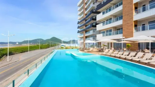 Apartamento com 3 Quartos para alugar, 127m² no São Pedro, Navegantes