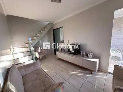Cobertura com 4 Quartos à venda, 100m² no Canelas, Montes Claros