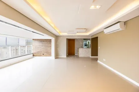 Apartamento com 3 Quartos para alugar, 131m² no Passo da Areia, Porto Alegre