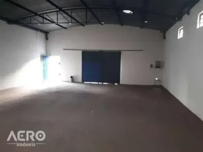 Galpão/Depósito/Armazém para alugar, 350m² no Jardim Vânia Maria, Bauru