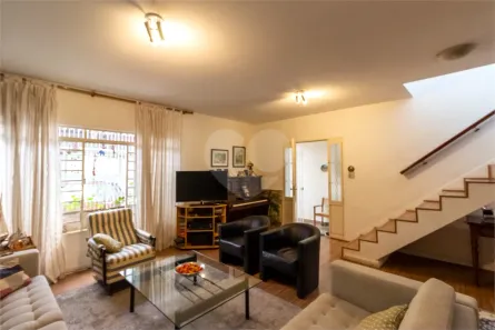Sobrado com 4 Quartos à venda, 220m² no Santo Amaro, São Paulo