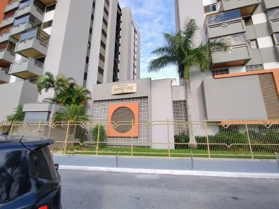 Apartamento com 3 Quartos para alugar, 168m² no Agronômica, Florianópolis
