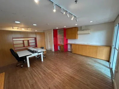Sala Comercial à venda, 45m² no Vila Hamburguesa, São Paulo