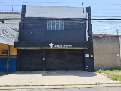 Ponto Comercial com 3 Quartos para alugar, 200m² no São Pedro, Teresina