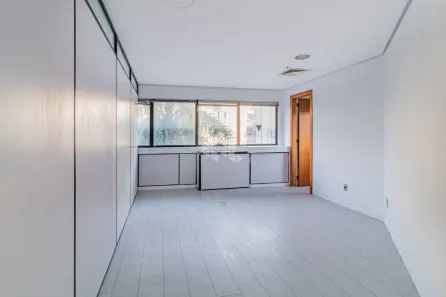Sala Comercial à venda, 38m² no Floresta, Porto Alegre