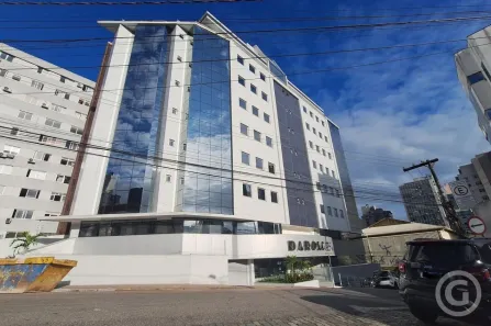 Prédio Comercial para alugar, 3039m² no Centro, Florianópolis