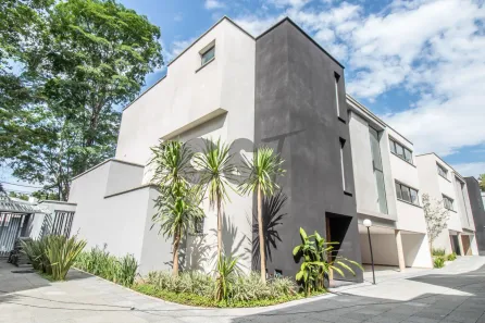 Casa de Condomínio com 4 Quartos à venda, 500m² no Jardim Cordeiro, São Paulo